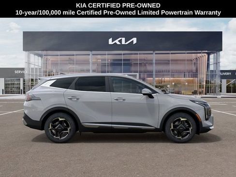 Certified 2026 Kia Sportage EX FWD image 7