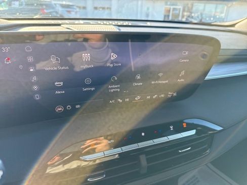 Certified 2025 Buick Enclave Preferred image 20