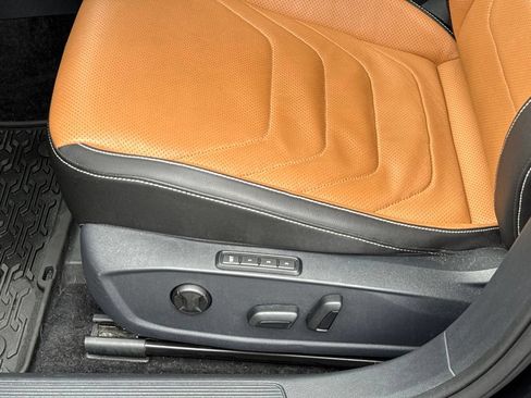 Used 2023 Volkswagen Jetta SEL FWD image 13