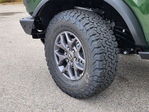 New 2025 Ford Bronco Badlands image 31