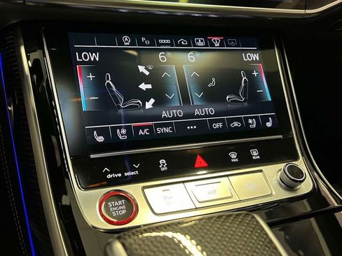 Used 2023 Audi S8 AWD/4WD image 29