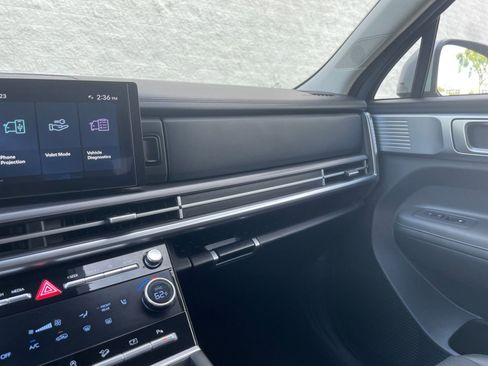 Used 2025 Hyundai Santa Fe SEL image 38