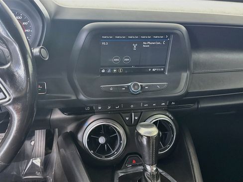 Used 2019 Chevrolet Camaro LT RWD image 18