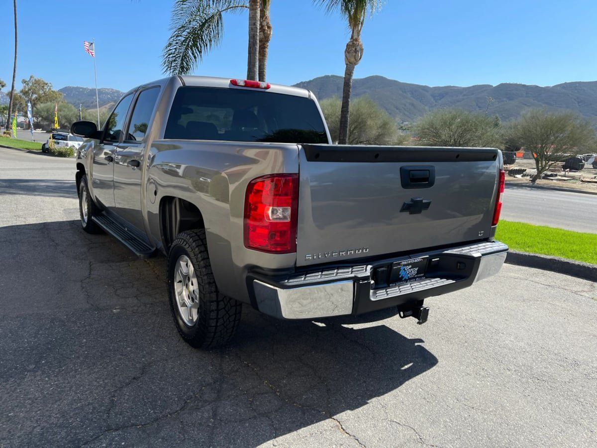 Used 2008 Chevrolet Silverado 1500 LT w/ Towing Package RWD image 7