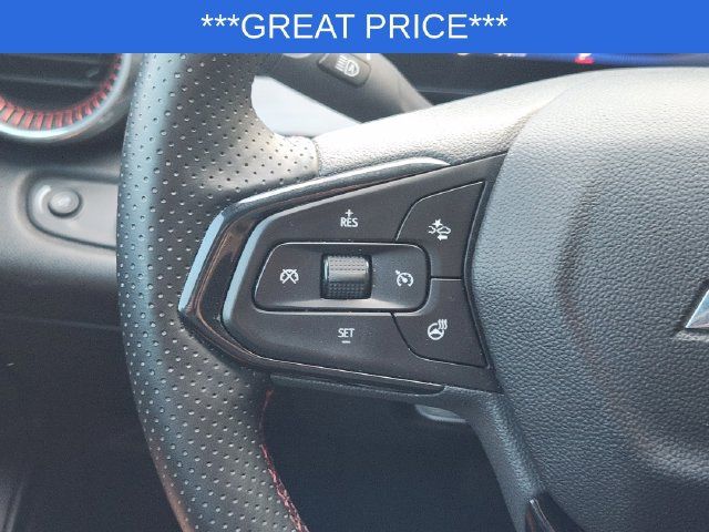 Used 2025 Chevrolet Trax RS w/ Driver Confidence Package FWD image 28