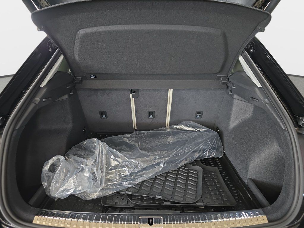 Used 2024 Audi Q3 2.0T Premium AWD/4WD image 30