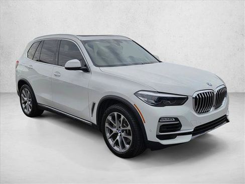 Used 2020 BMW X5 sDrive40i w/ Premium Package image 3