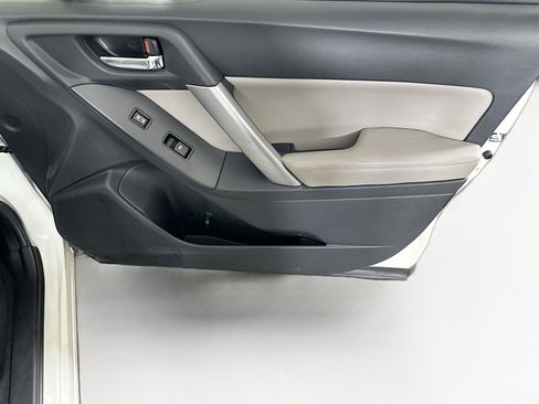 Used 2015 Subaru Forester 2.5i Limited w/ Popular Package #1 image 31