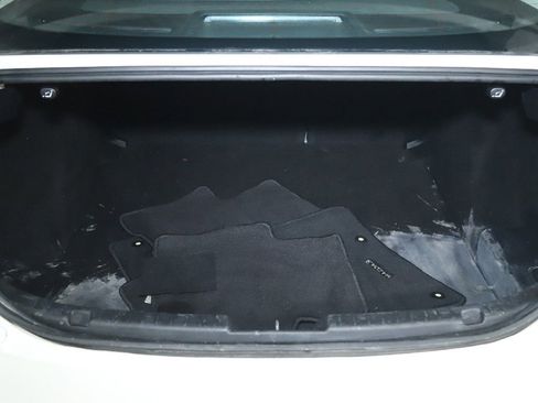 Used 2019 MAZDA MAZDA3 Sedan w/ Preferred Package image 29