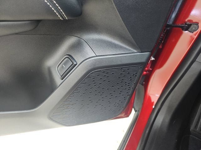 New 2027 GMC Terrain Elevation w/ Elevation Premium Package FWD image 30