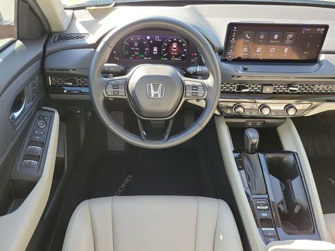 Certified 2024 Honda Accord EX-L image 18