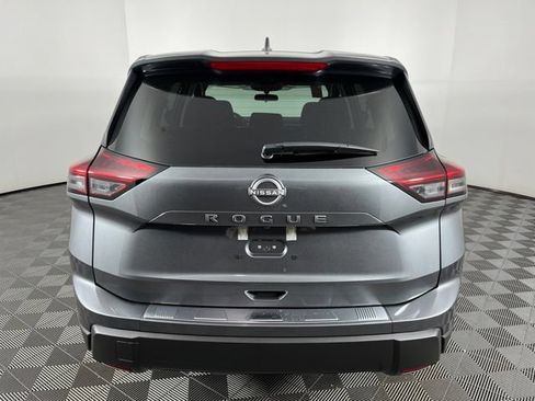 New 2026 Nissan Rogue SV FWD image 10
