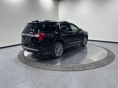 Used 2023 GMC Acadia Denali image 6