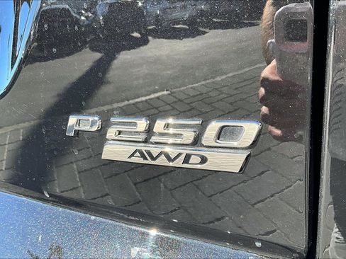 Used 2020 Jaguar E-PACE SE image 8