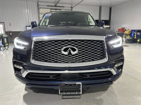 Used 2024 INFINITI QX80 Luxe image 2