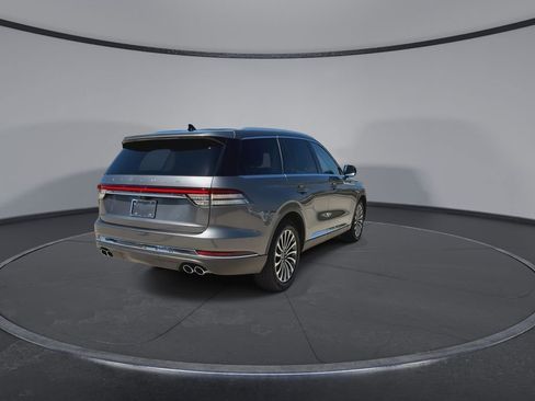 Used 2023 Lincoln Aviator Reserve w/ Elements Package Plus image 8
