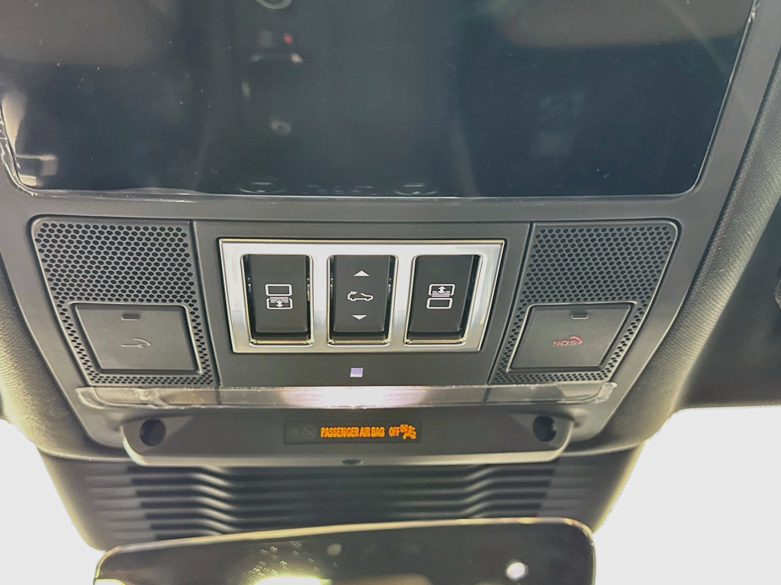 New 2026 Land Rover Discovery Limited Edition AWD/4WD image 31