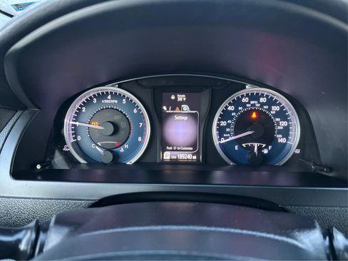 Used 2016 Toyota Camry LE image 16