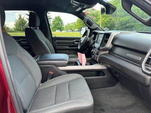 Used 2022 RAM 1500 Big Horn AWD/4WD image 18
