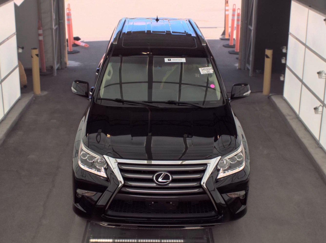 Used 2016 Lexus GX 460 w/ Premium Package AWD/4WD image 2