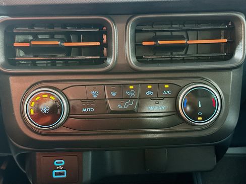 Used 2022 Ford Maverick XLT FWD image 15