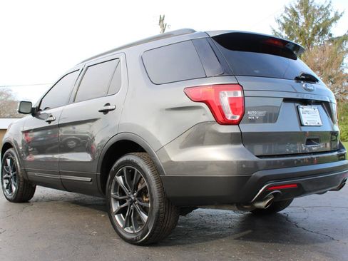 Used 2017 Ford Explorer XLT w/ Equipment Group 202A image 12