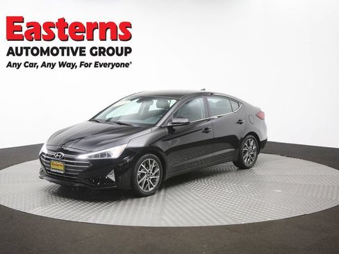 Used 2020 Hyundai Elantra Limited w/ Winter Weather Package FWD image 58