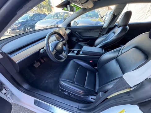 Used 2020 Tesla Model 3 Long Range image 19