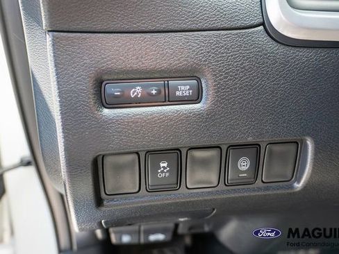 Used 2024 Nissan Murano SV w/ SV Midnight Edition Package AWD/4WD image 20