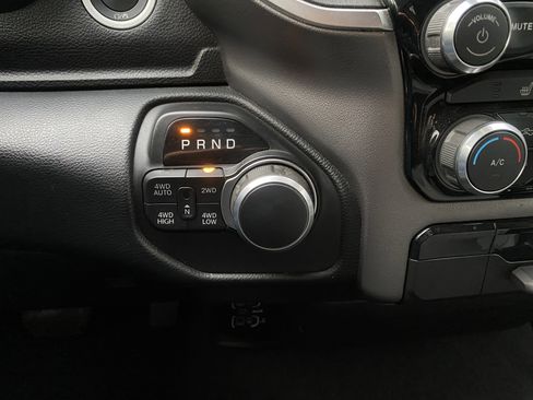 Used 2019 RAM 1500 Big Horn AWD/4WD image 29