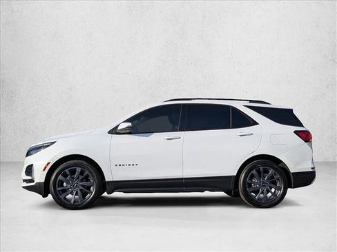 Used 2024 Chevrolet Equinox RS w/ RS Leather Package image 9