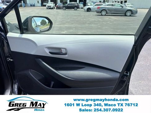 Used 2022 Toyota Corolla LE FWD image 27