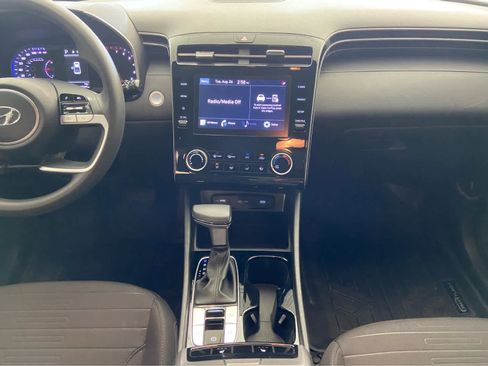 Used 2022 Hyundai Santa Cruz SEL image 17