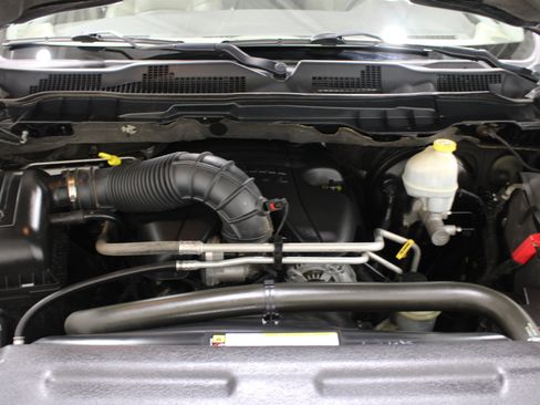 Used 2012 RAM 1500 Laramie AWD/4WD image 41