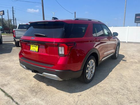 New 2026 Ford Explorer Platinum RWD image 3