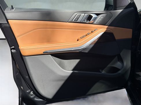 Used 2026 BMW X5 xDrive40i w/ Parking Assistance Package image 22