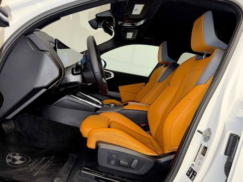 Used 2025 BMW X3 xDrive30i w/ Premium Package image 9