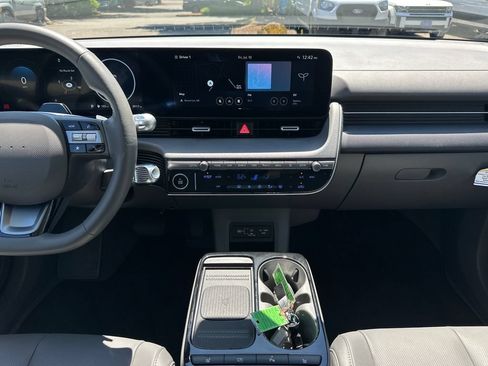 Used 2026 Hyundai Ioniq 5 SEL AWD/4WD image 16