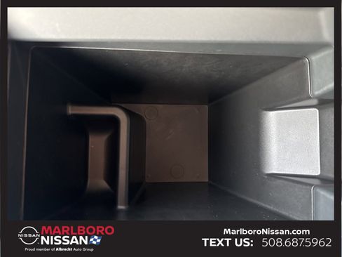 Certified 2026 Nissan Rogue SV image 29