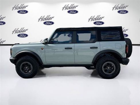 Certified 2022 Ford Bronco Badlands AWD/4WD image 5