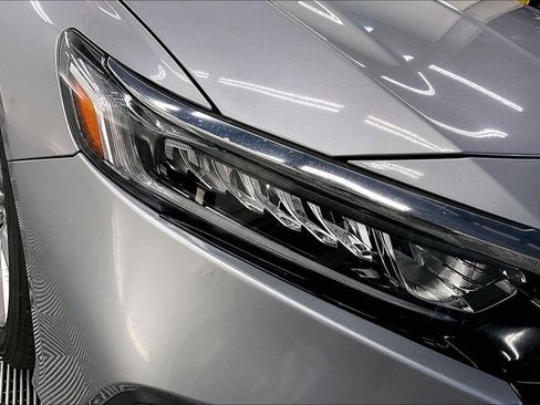 Used 2022 Honda Accord LX image 26