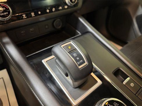 Used 2022 Mitsubishi Outlander SE image 21