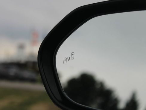 Used 2025 Toyota Camry LE image 27