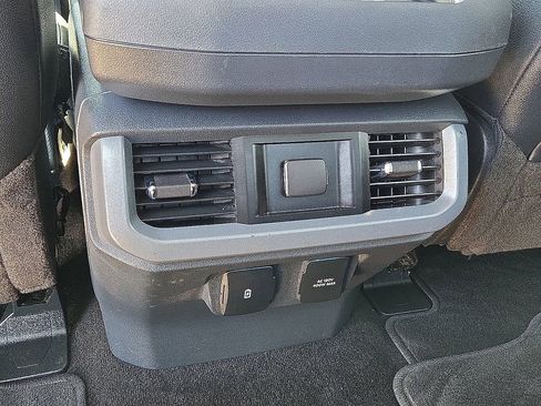 Used 2022 Ford F150 Lariat AWD/4WD image 14
