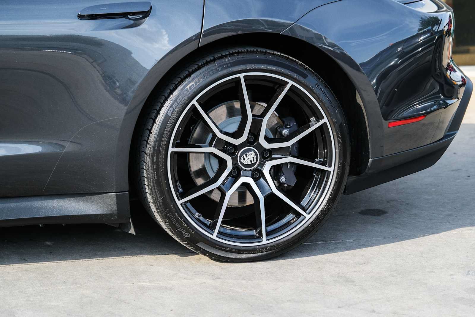 Used 2023 Porsche Taycan RWD image 19