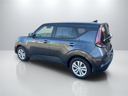 Certified 2024 Kia Soul LX image 5
