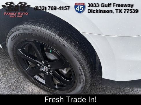 Certified 2023 Buick Enclave Essence w/ Sport Touring Edition image 6