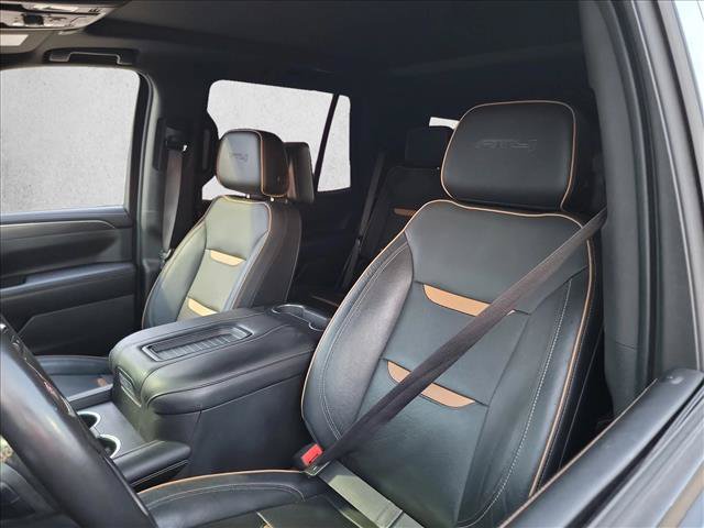 Used 2021 GMC Yukon AT4 w/ AT4 Premium Plus Package AWD/4WD image 13