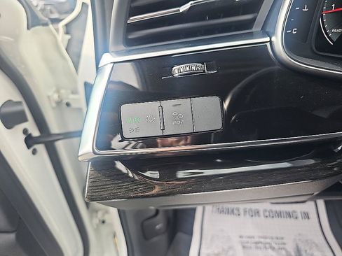 Used 2022 Audi Q7 2.0T Premium AWD/4WD image 12