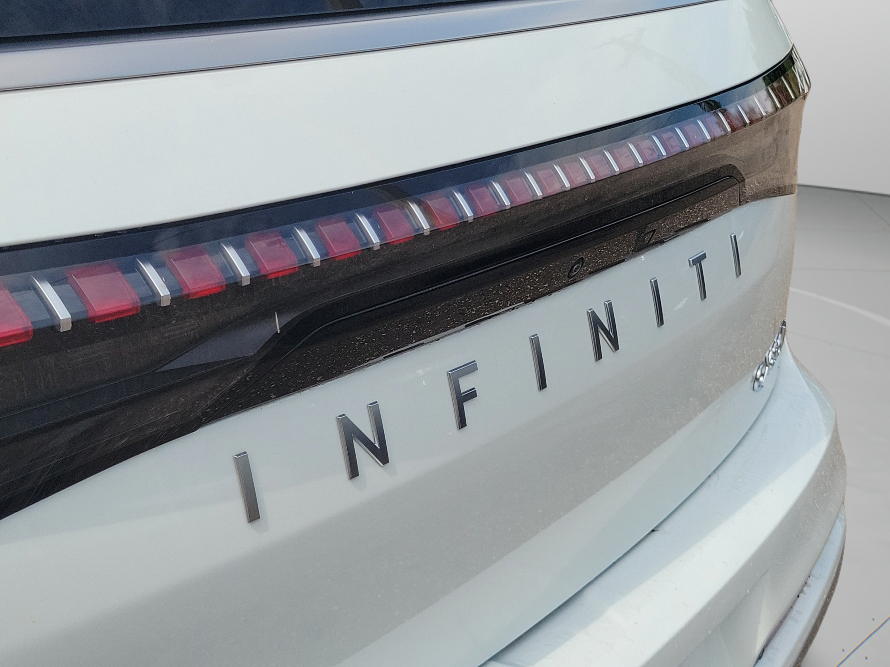 New 2026 INFINITI QX80 Luxe w/ Cargo Package AWD/4WD image 9